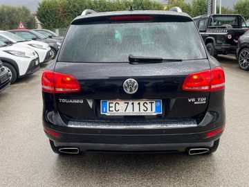 Volkswagen Touareg - 5