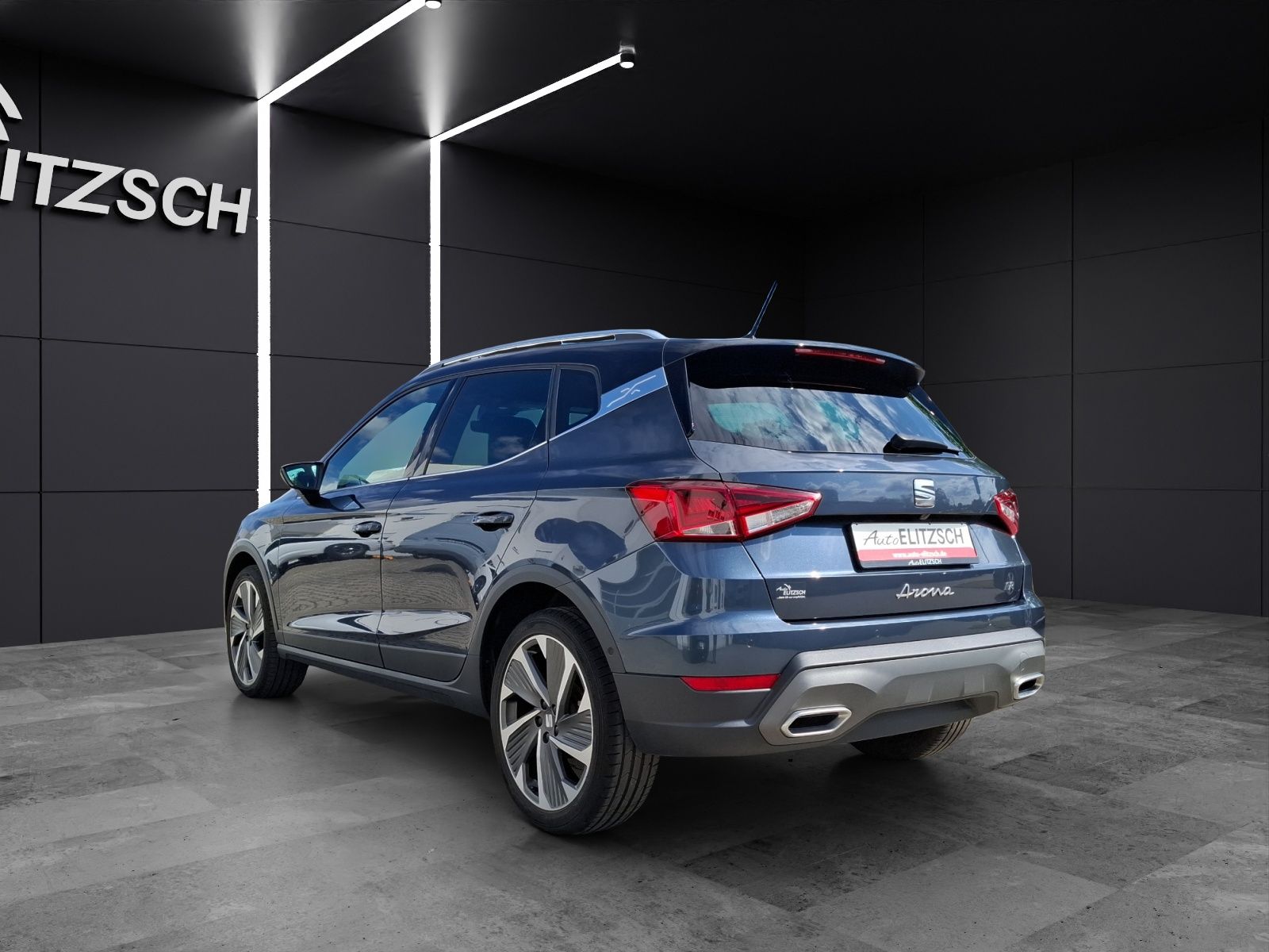 Fahrzeugabbildung SEAT Arona TSI FR-Line DSG LED Navi AID ACC RFK SH LM