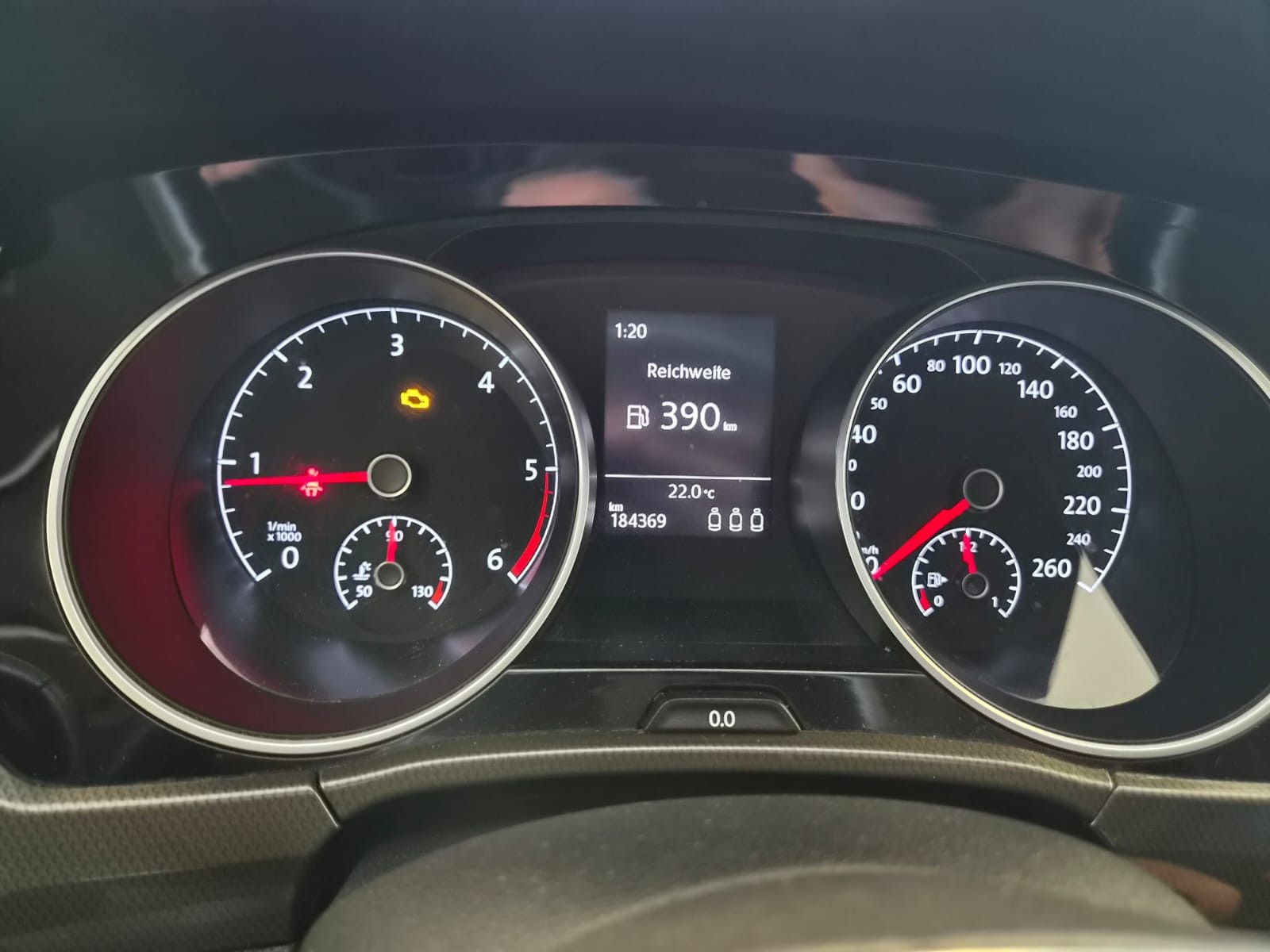 Fahrzeugabbildung Volkswagen Touran IQ.DRIVE / 1. HAND / MWST