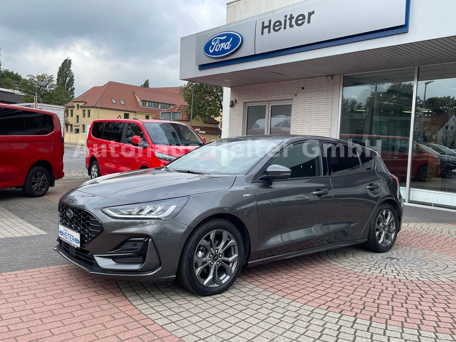 Ford Focus Lim. Automatik ST-Line / 155PS+Kamera+ACC