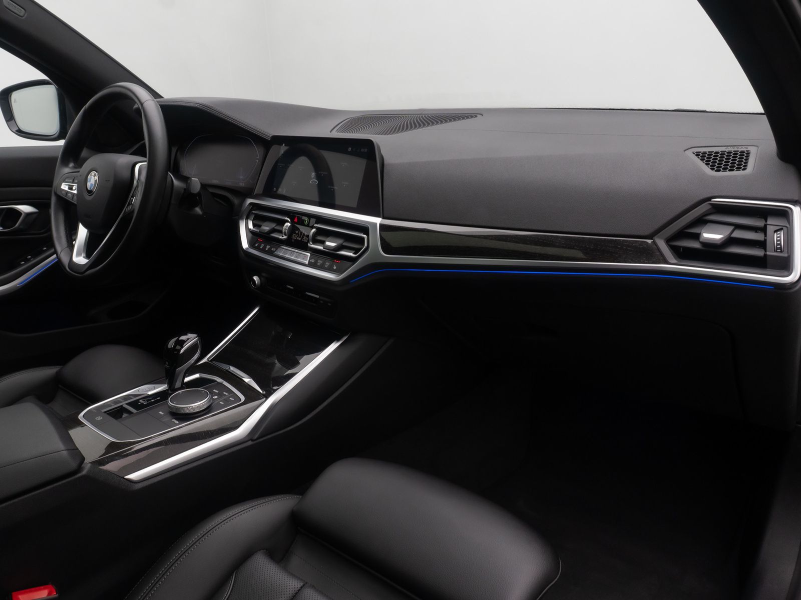 Fahrzeugabbildung BMW 320d xD Luxury Line GSD Kamera HiFi Alarm Sport