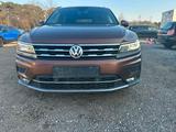 Volkswagen VW TIGUAN ALLSPACE 2,0 TDI DSG NEUE TÜV - Volkswagen Tiguan Allspace mit Diesel-Antrieb: Van