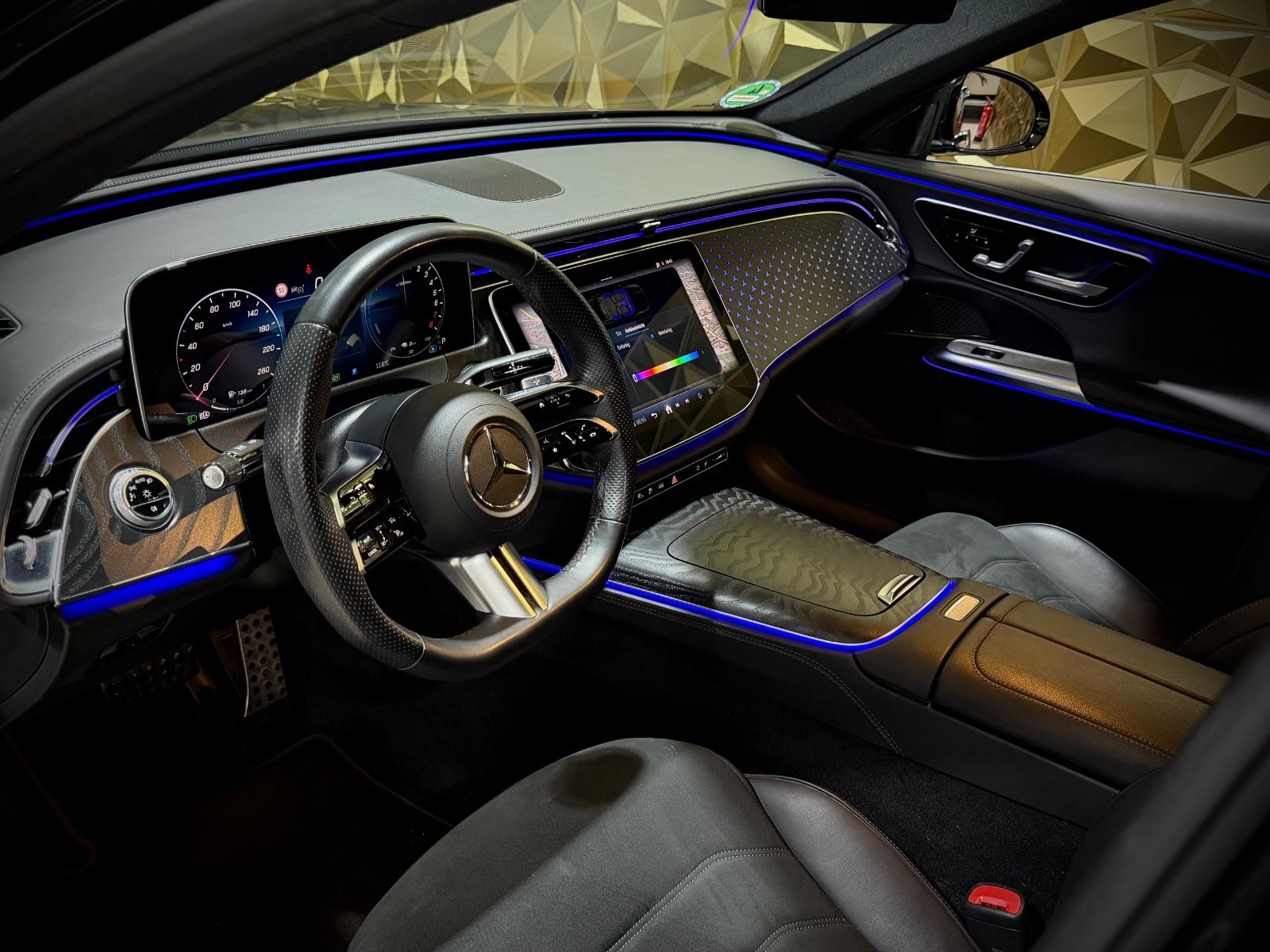 Mercedes-Benz E 300e AMG Line Advanced Plus|DIGITAL LIGHT| imagem 2