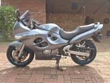 Suzuki GSX 750F - HU 05/2028, nur 14.117 km gelaufen! - SUZUKI GSX 750 F