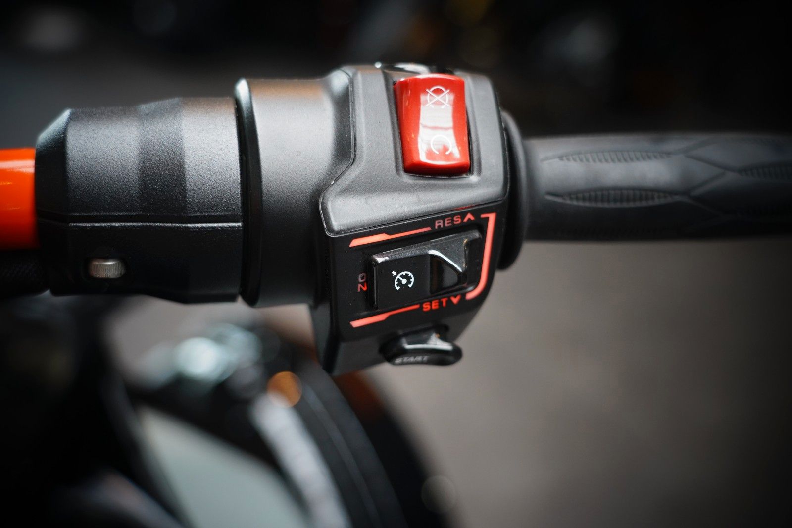 Fahrzeugabbildung Can Am Spyder F3-S Top Zustand seltene Farbe