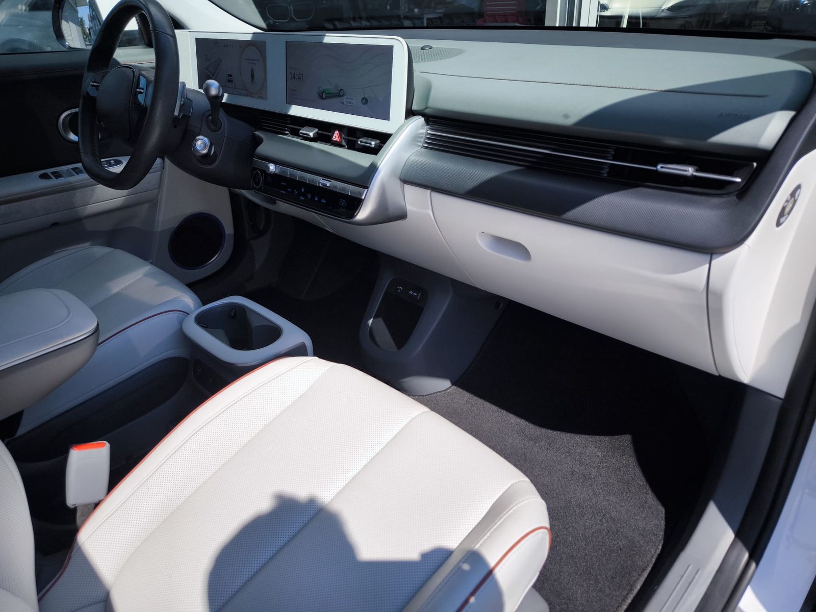 Fahrzeugabbildung Hyundai Ioniq 5 Techniq LEDER+NAVI+LED+SHZ+KAMERA+ACC+