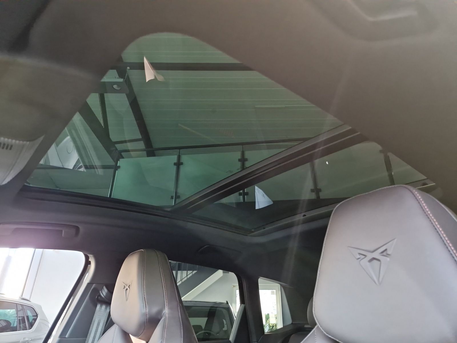 Fahrzeugabbildung CUPRA Terramar 1.5 e-Hybrid America's Cup Limited Edit