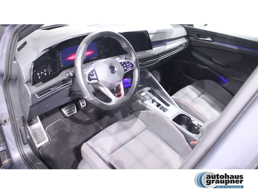 Volkswagen Golf VIII 2.0 TSI GTI DSG PDC NAVI HUD LED PANO foto 9