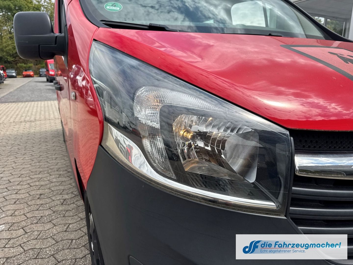 Fahrzeugabbildung Opel Vivaro B Kombi Combi 9Si. L1H1 2,7t *7152 *EXPOR