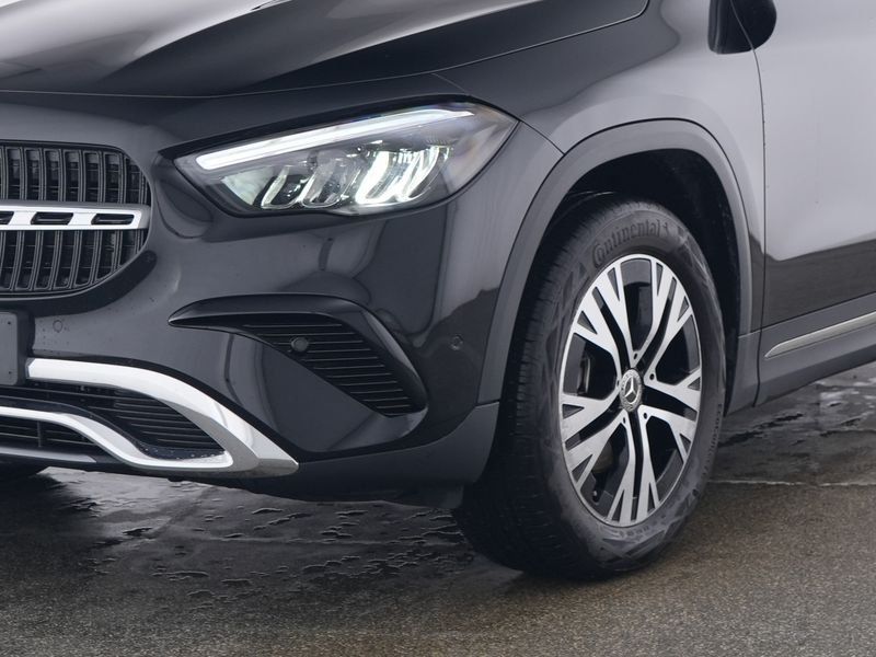 Fahrzeugabbildung Mercedes-Benz GLA 180 PROGRESSIVE*KAMERA*APPLE-CARPLAY*LED