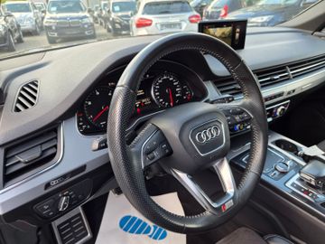 Audi Q7 - 12