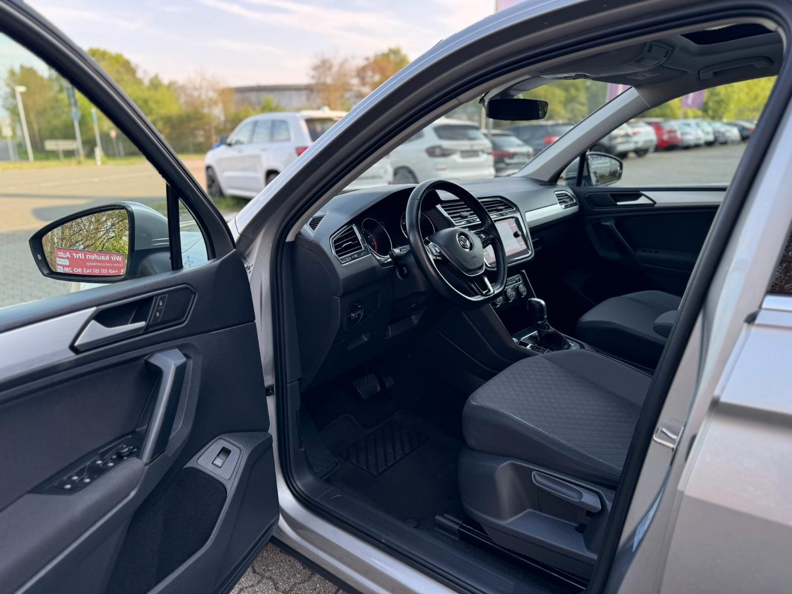 Volkswagen Tiguan R-Line 4Motion/1.HAND/LED/PANO/SCHECKHFT