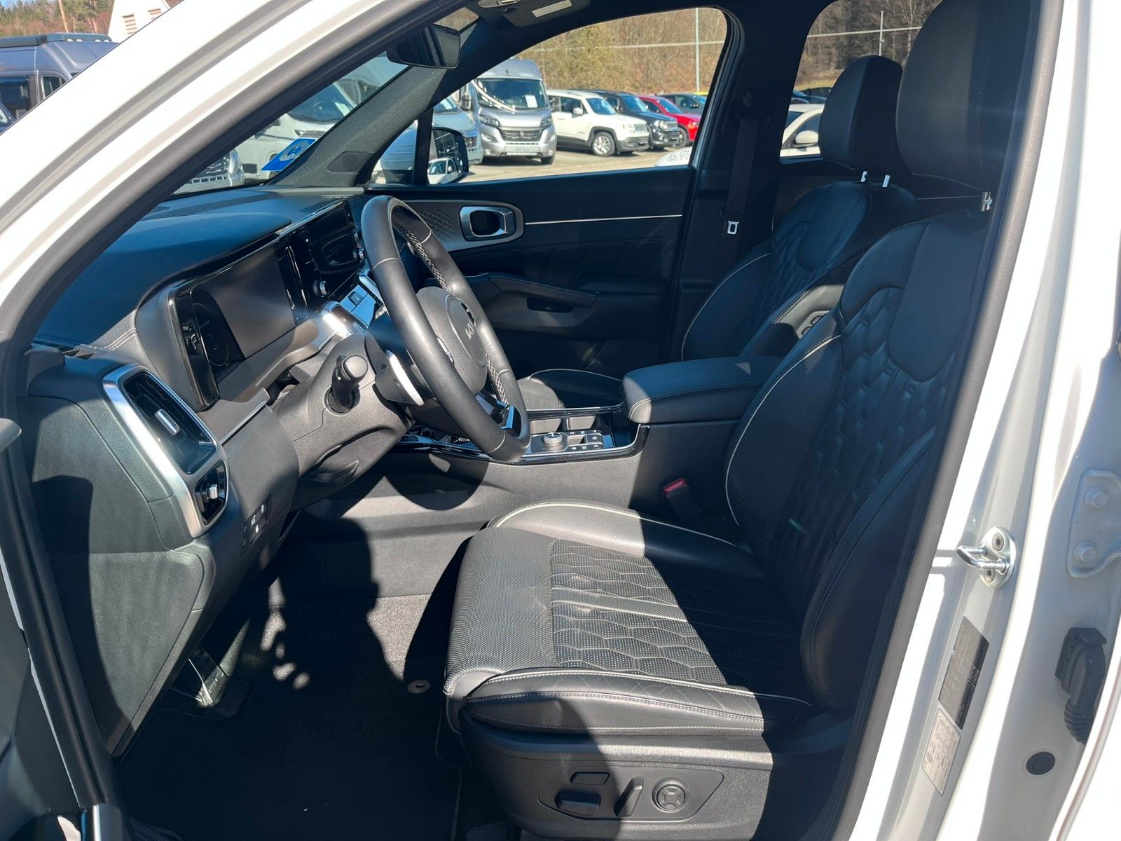 Fahrzeugabbildung Kia Sorento Platinum Garantie Voll LEDER Plug-In AWD
