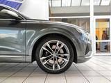 Audi SQ8 TDI quattro Top Zustand - Audi SQ8 mit Diesel-Antrieb: Automatik