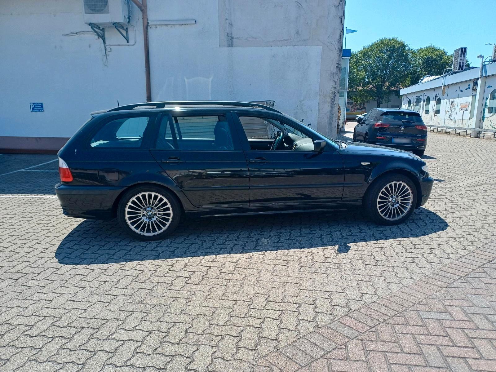 BMW 316 2004 — вигляд ззаду