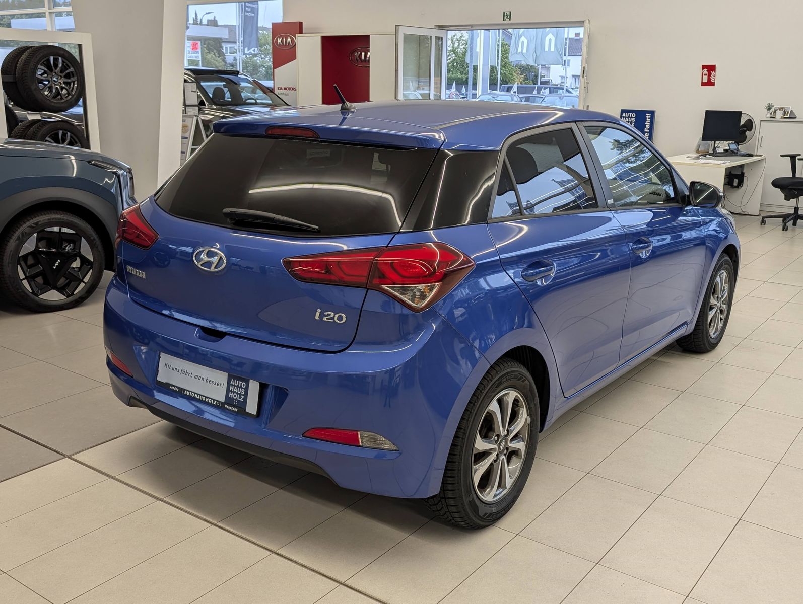 HYUNDAI i20 1.2 Passion Allwetter Klima – Bild 4