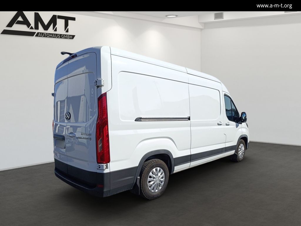 MAXUS