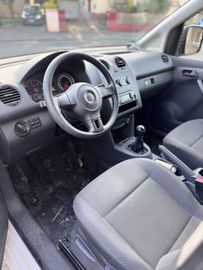 Volkswagen Caddy - 7