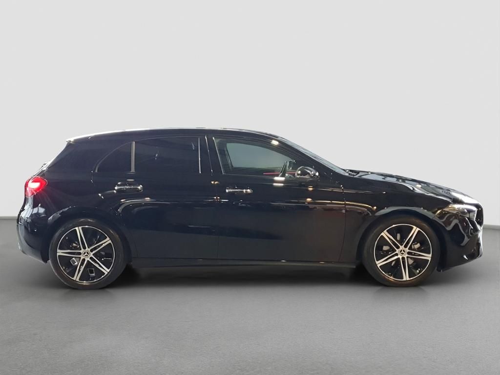 Fahrzeugabbildung Mercedes-Benz A 180 Distronic*AHK*Sound*Night*LED*Sitzhzg*360
