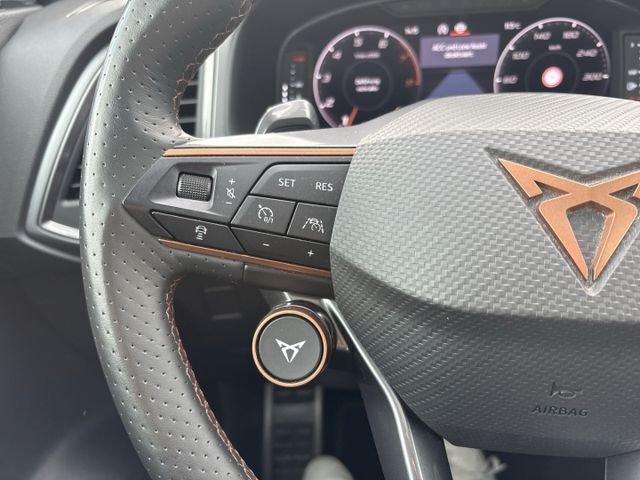 Ateca 2.0lTSI DSG 4D *PANODACH+SPORTAUSPUFF+360*