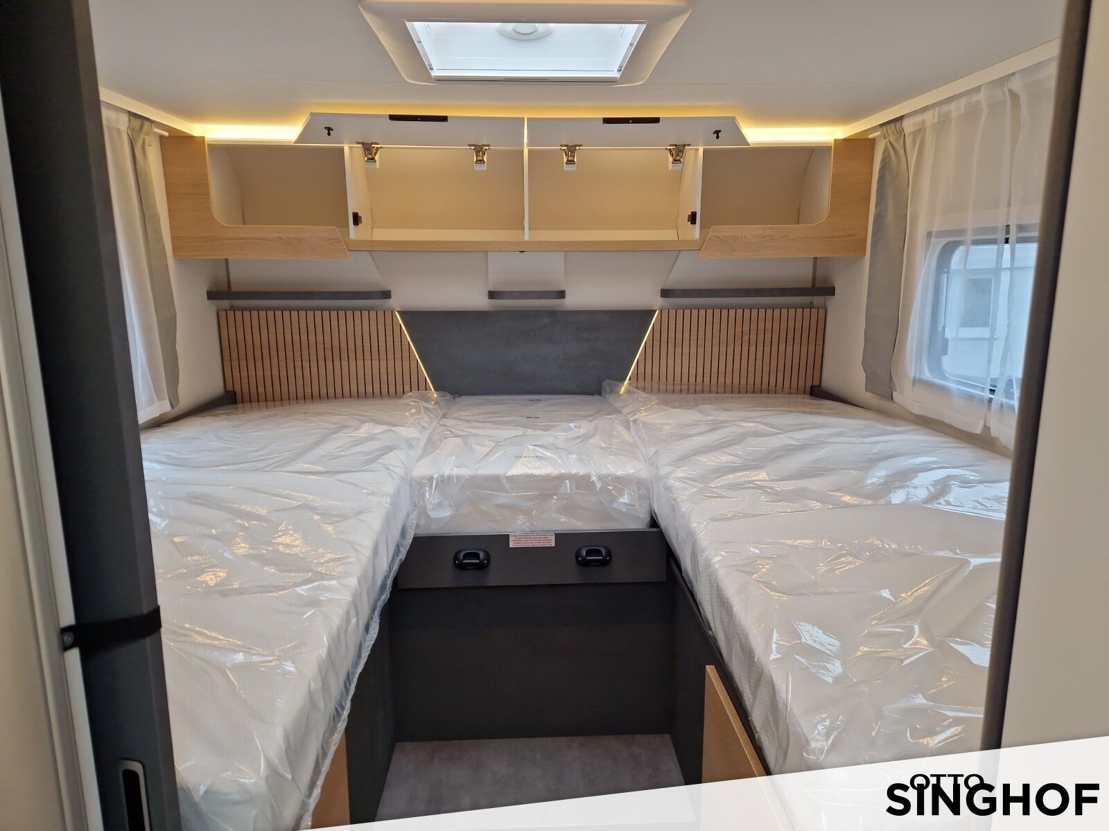 Fahrzeugabbildung Ahorn Ahorn Camp TE 740 First Edition GSR II Konform