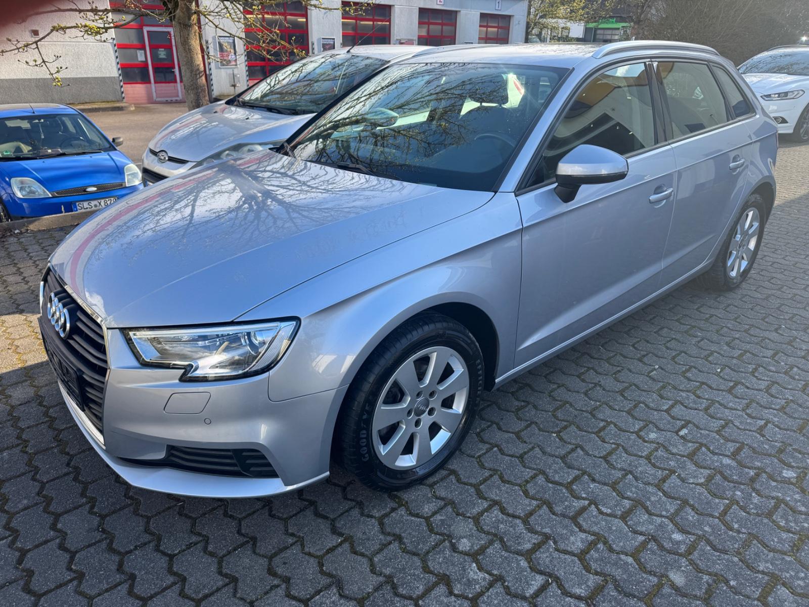 Audi A3 Sportback Navi+Xenon+Sitzheizung