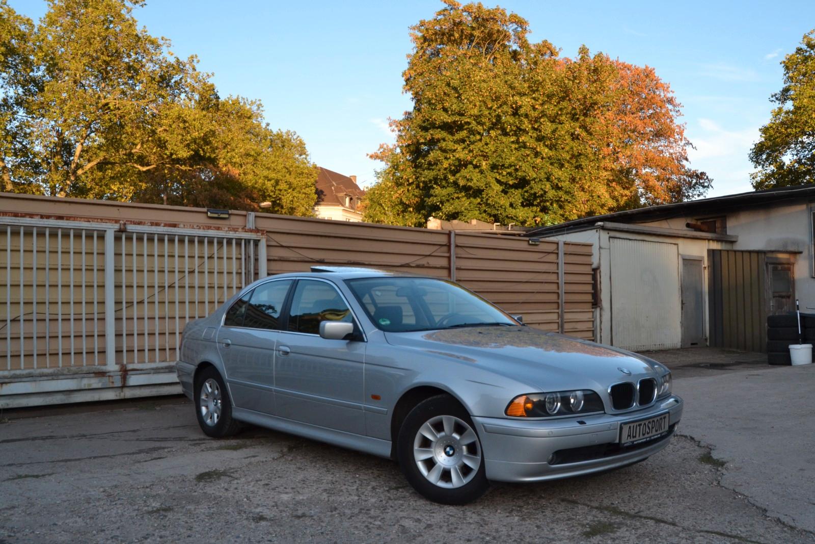 BMW 525i A*NAVI*SPORTSITZE*AUTOMATIK*eGSD*SHZ*TEMPO*