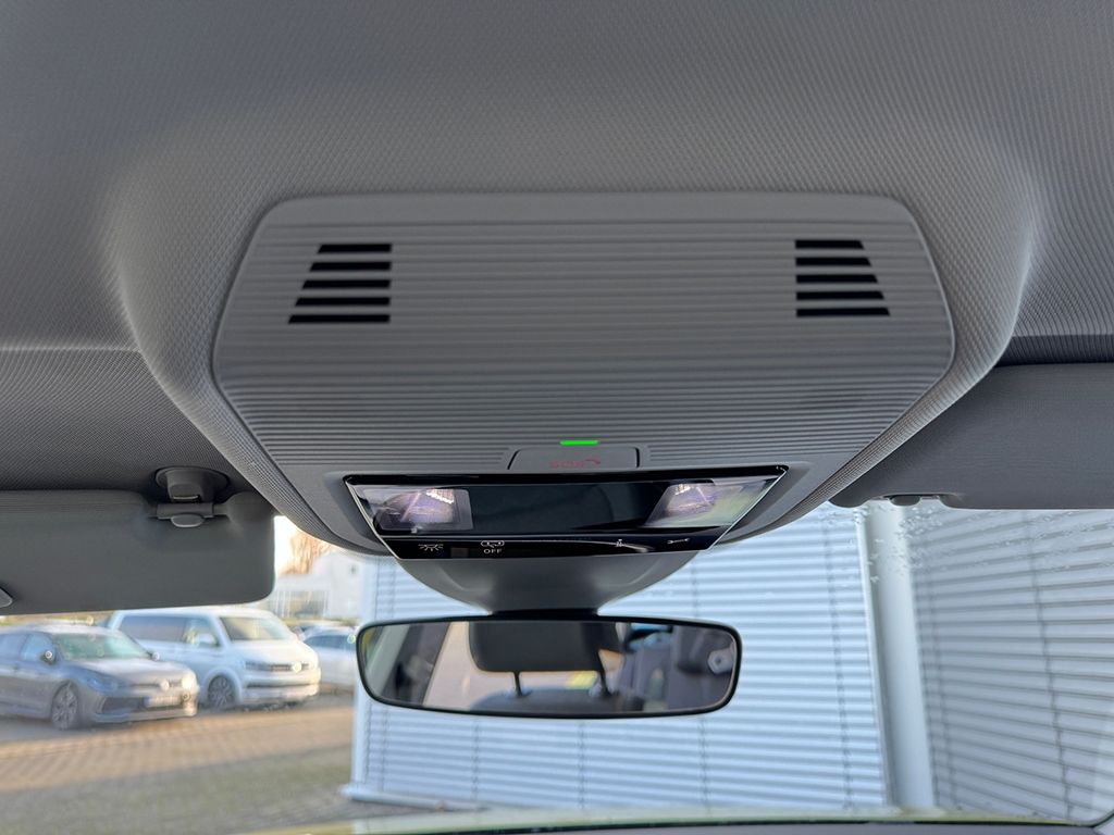 Golf VIII Variant 1.5 TSI LIFE *NAVI*LED*ACC*