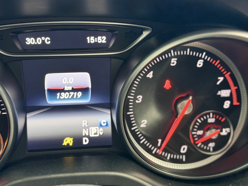 MERCEDES-BENZ CLA 220 4MATIC/SB/PANO/DISTRONIC+ MERCEDES-BENZ CLA 220 4MATIC/SB/PANO/DISTRONIC+
