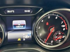 MERCEDES-BENZ CLA 220 4MATIC/SB/PANO/DISTRONIC+ MERCEDES-BENZ CLA 220 4MATIC/SB/PANO/DISTRONIC+