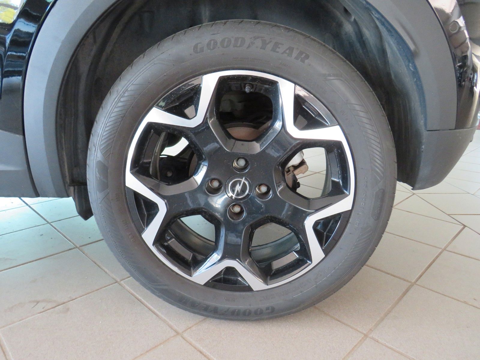 Fahrzeugabbildung Opel Mokka Ultimate *Autom* LED*Drive Assist*Massage*