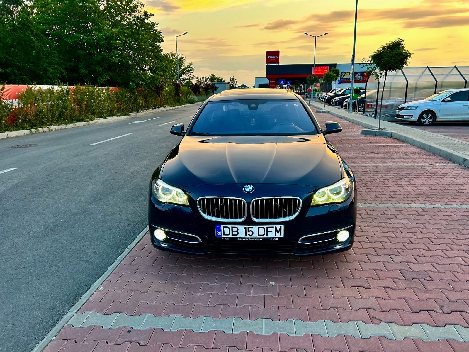 BMW 520d xDrive A Luxury Line Luxury Line