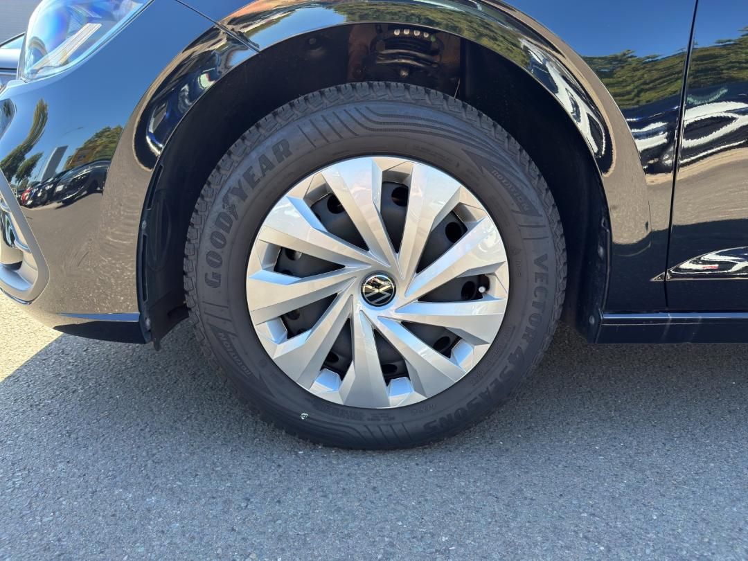 Fahrzeugabbildung Volkswagen Polo Life Life,Climatronic,App Conect,LED Schein
