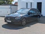 Mercedes-Benz E 450 T 4Matic *Avantgarde*Kamera*Night*MBUX* - gebrauchte Mercedes-Benz E 450 aus dem Jahr 2022