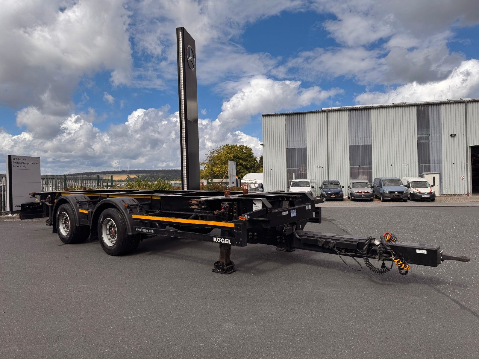 Fahrzeugabbildung Kögel ZW 18 Lafette SAF Achsen 15.910kg Nutzlast