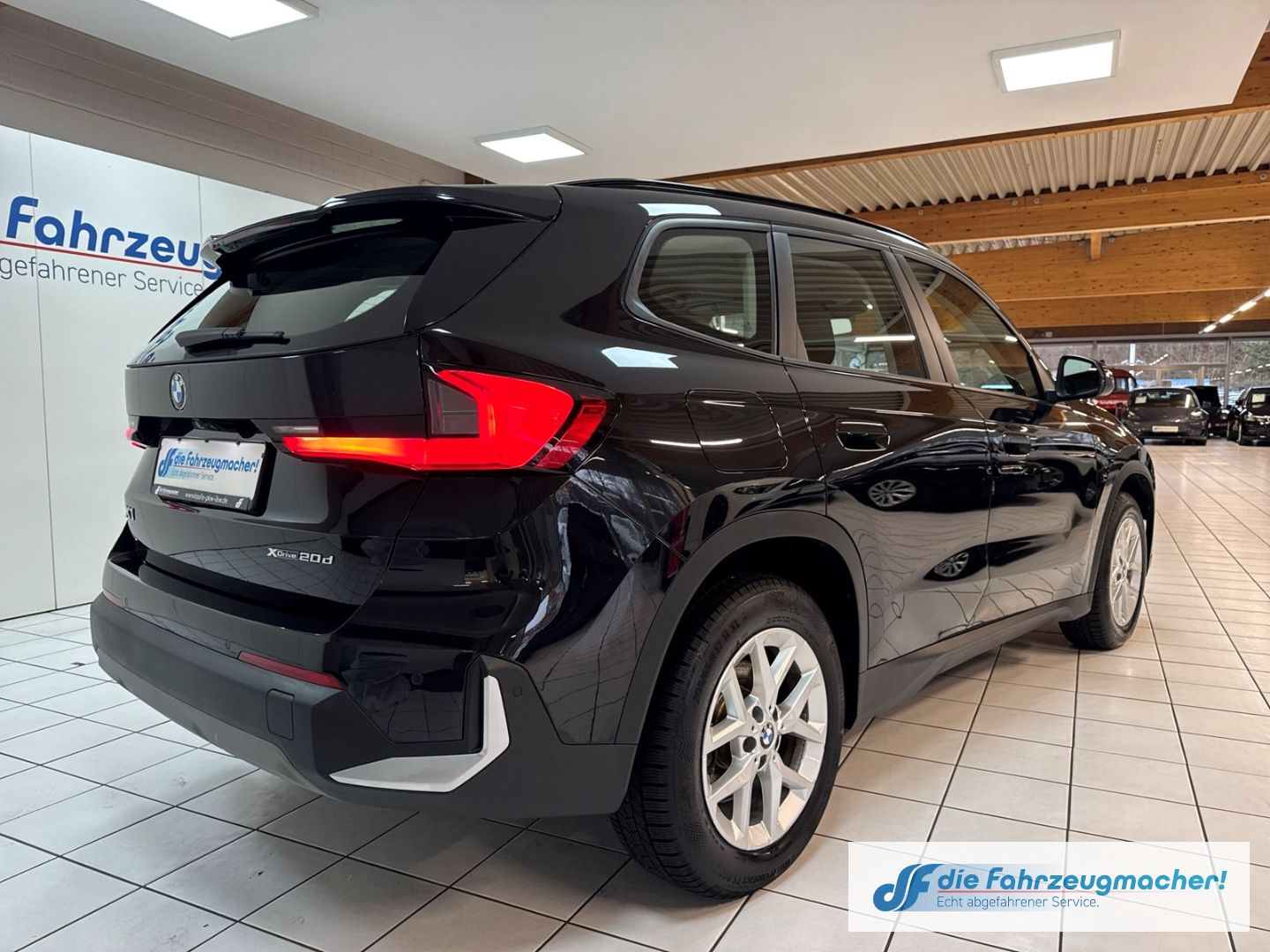Fahrzeugabbildung BMW X1 20 d xDrive Park-Assistent Navi Digitales Coc