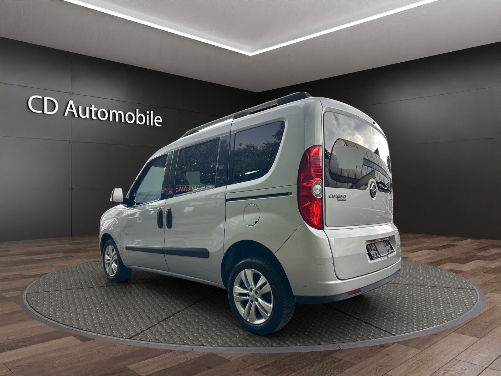 Fahrzeugabbildung Opel Combo D Edition L1H1/Inspektion Neu/ 1.Hand !!/