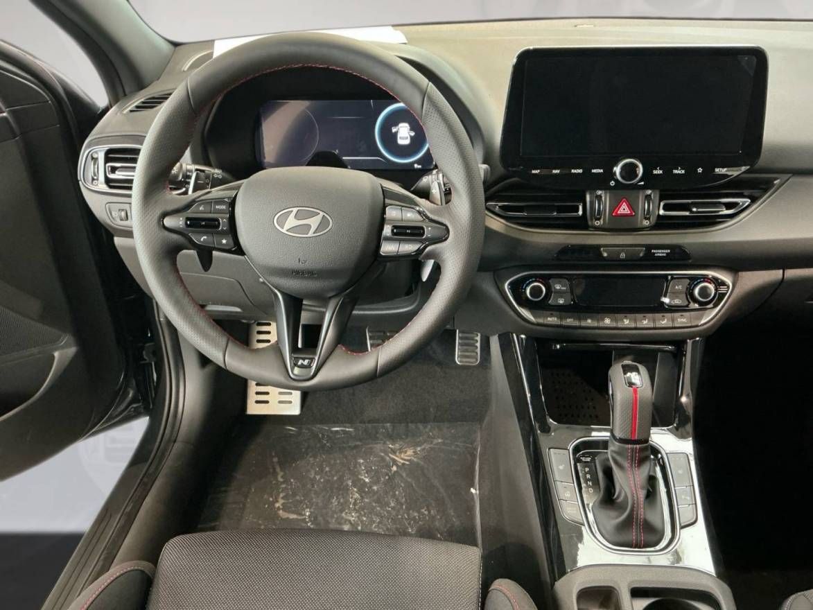 Fahrzeugabbildung Hyundai i30 Kombi (MY26) 1.6 T-GDI (150 PS) 7-DCT N Line