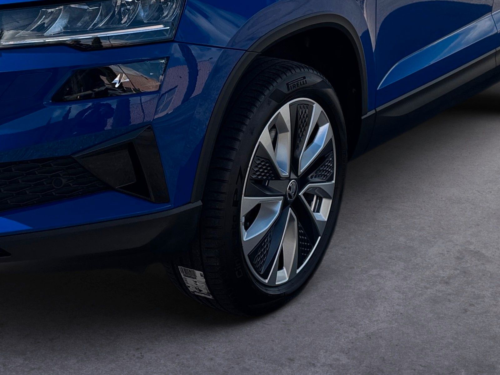 Fahrzeugabbildung SKODA Karoq 2.0l TDI DSG 4x4 STYLE