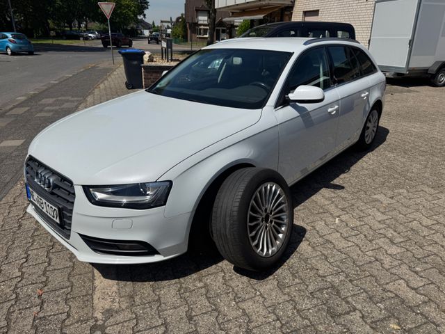 AUDI A4 Avant Ambition, NAVI, XENON, 2.Hand, TÜV NEU