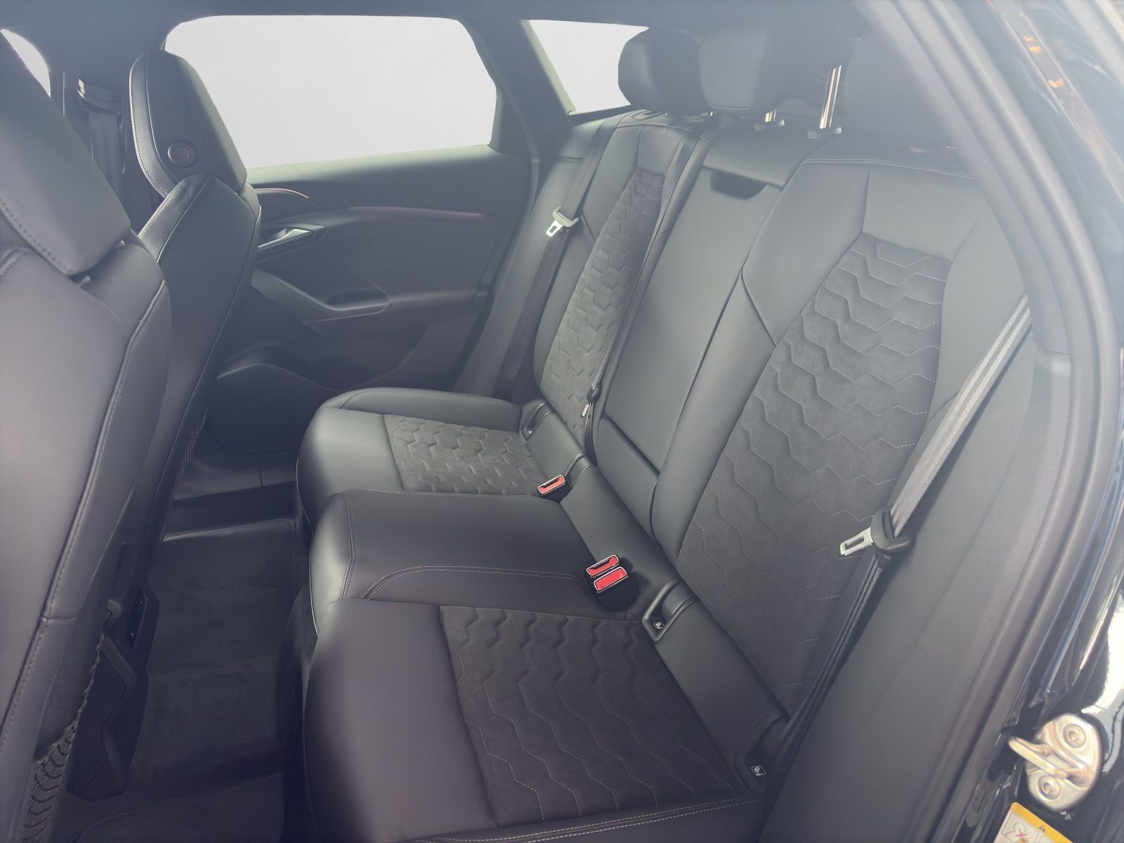Audi A6 - Bild 16