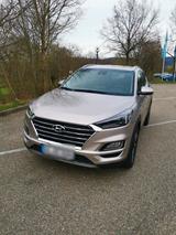 Hyundai tucson 1.6 crdi - Hyundai TUCSON: Limousine