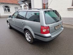 Fahrzeugabbildung Volkswagen Passat Variant 2.0 Basis HU 07/2027