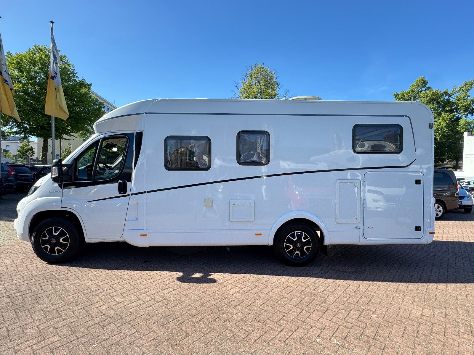 Fahrzeugabbildung Dethleffs GLOBEBUS T 006 FIAT 9G AUTOMATIK ACC NAVI TV SAT