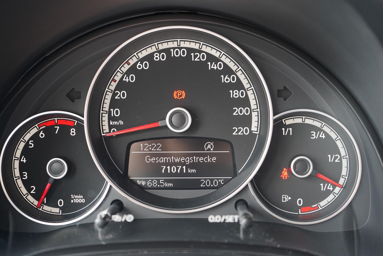 Volkswagen Up 1.0 Basis Klima Sitzheizung Tempomat, миниатюра 22