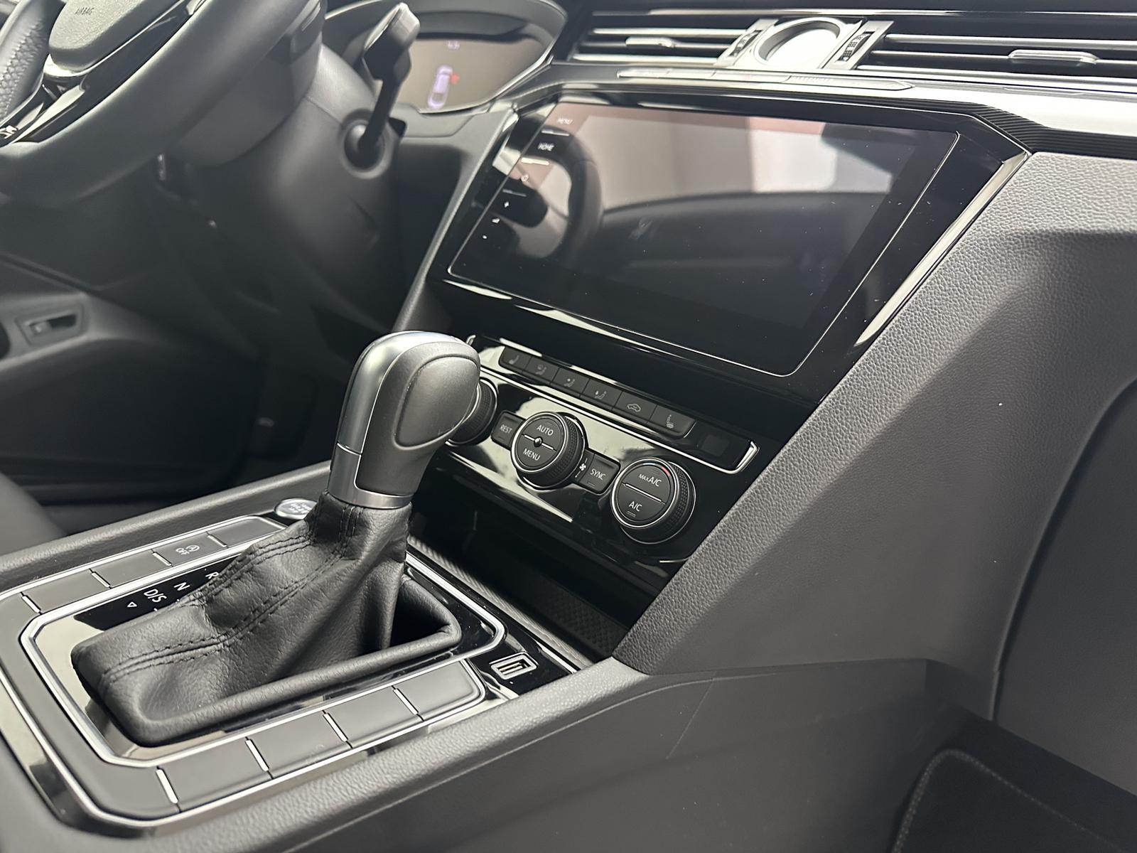 Volkswagen Arteon Elegance "NAVI-CAM-LEDER-SITZH-MULTI-ALU"