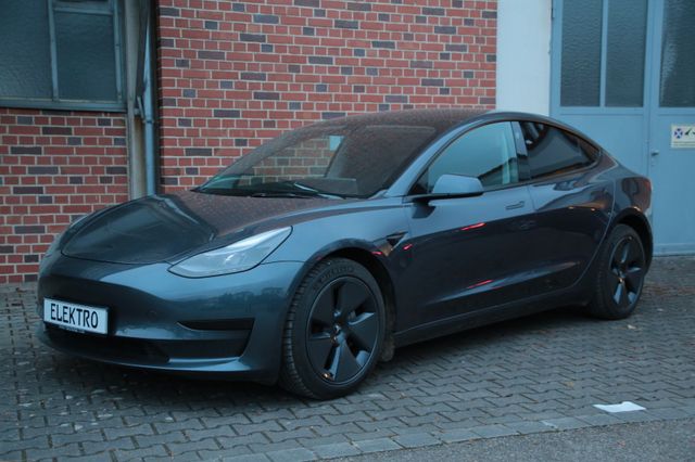 Tesla Model 3 SR - dunkle Scheiben+KONI Komfortdämpfer