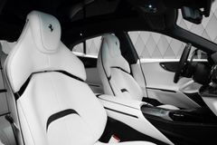 Purosangue BLACK/WHITE FULL CARBON PANORAMIC