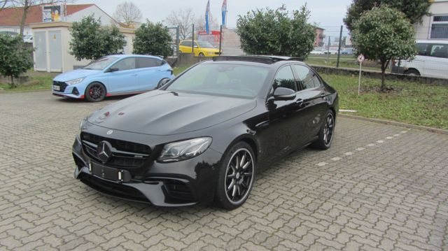 Mercedes-Benz E 63 AMG 4Matic+/PANO/MB GARANTIE/UNFALLFREI/DE