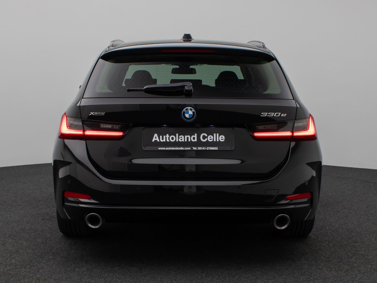 Fahrzeugabbildung BMW 330e xD Panoram Kamera HUD DAB H/K Stop&Go Sport